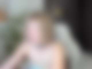 MiaCurlss's Live Sex Cam Show