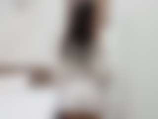 Live cam show with XiomaraRoney - Dildo Or Vibrator Granny on sexylive.show
