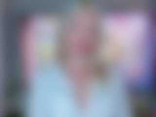 CharityKintzer's Live Sex Cam Show