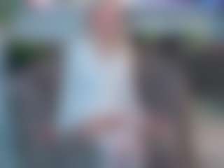 CharityKintzer's Live Sex Cam Show