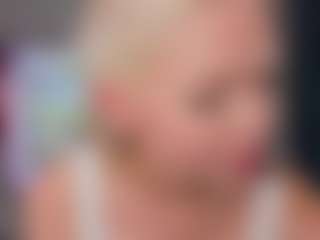 Cam Show en direct de CharityKintzer