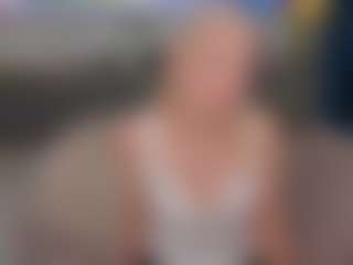 CharityKintzer's Live Sex Cam Show