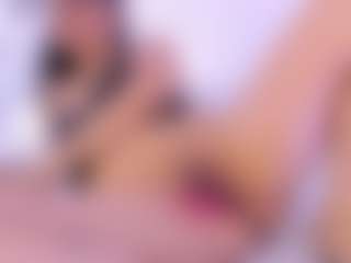 SiennaFoxx's Live Sex Cam Show