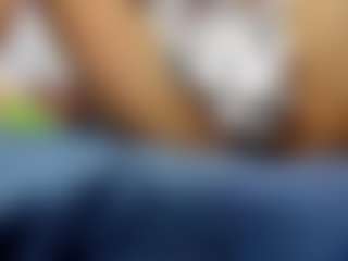 Yaya-fox69's Live Sex Cam Show