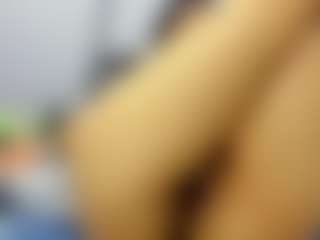 Yaya-fox69's Live Sex Cam Show