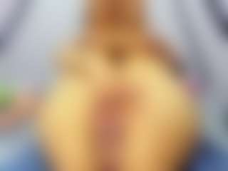 Yaya-fox69's Live Sex Cam Show