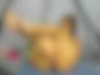 Yaya-fox69's Live Sex Cam Show