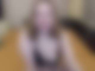 LiaFlower's Live Sex Cam Show