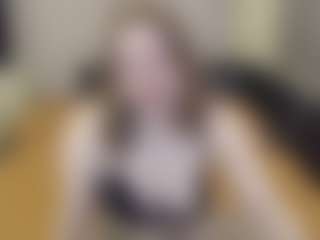 Live cam show with LiaFlower - New Lovense on CamwithHer