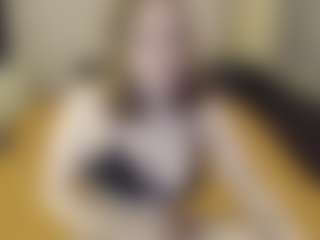 Live cam show with LiaFlower - Blue Eyes on Cam Slut