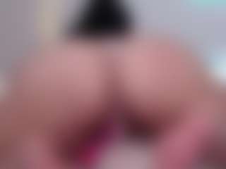 Bornintitan's Live Sex Cam Show