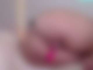 Bornintitan's Live Sex Cam Show