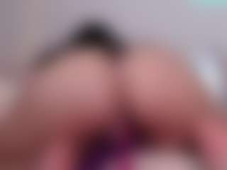 Bornintitan's Live Sex Cam Show