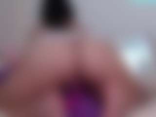 Bornintitan's Live Sex Cam Show