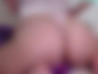 Bornintitan's Live Sex Cam Show