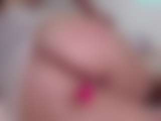 Bornintitan's Live Sex Cam Show