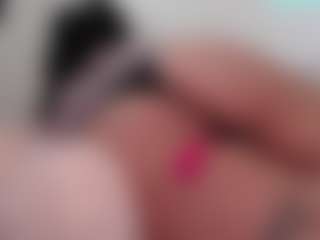 Bornintitan's Live Sex Cam Show