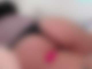Bornintitan's Live Sex Cam Show