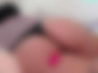 Bornintitan's Live Sex Cam Show