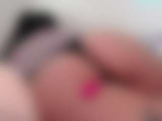 Bornintitan's Live Sex Cam Show