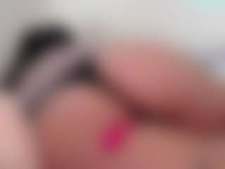 Bornintitan's Live Sex Cam Show