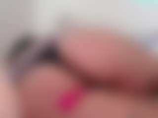 Bornintitan's Live Sex Cam Show