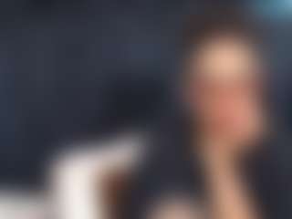 Live cam show with sultrydivax - Average on Dare Cams