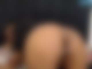 Live cam show with sultrydivax - New Spank on Dare Cams