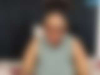Live cam show with sultrydivax - Average on WildCum