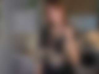 Live-camshow met Flirtiny - Striptease op Camsoda