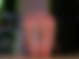livia-shine's Live Sex Cam Show