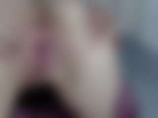 lunaembercs's Live Sex Cam Show