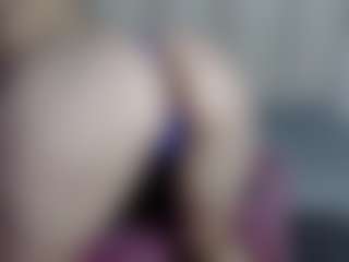 lunaembercs's Live Sex Cam Show