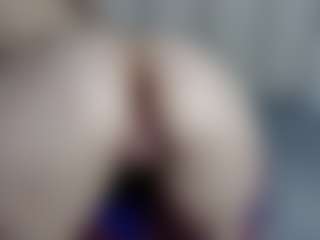 lunaembercs's Live Sex Cam Show