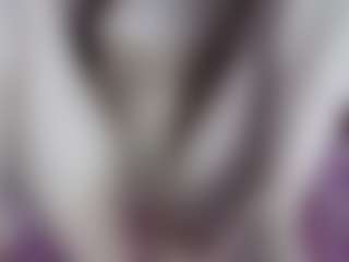 lunaembercs's Live Sex Cam Show