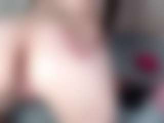 lunaembercs's Live Sex Cam Show