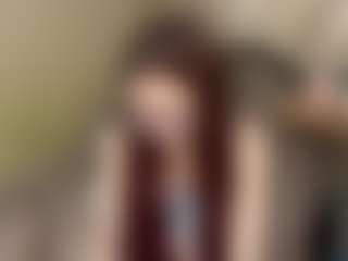 Live cam show with AdenaHarens - Brown Eyes Red Hair on Fling VIP Chat