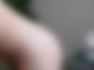 AvaDesire's Live Sex Cam Show