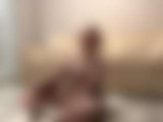 DaiseyDelavergne's Live Sex Cam Show