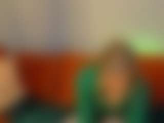 Live cam show with EsmeSnowKitty - BBW on Streamer API