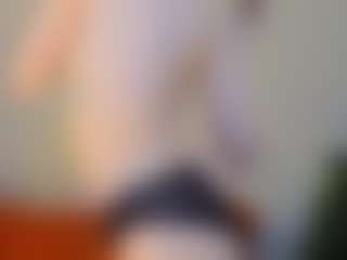 EsmeSnowKitty's Live Sex Cam Show