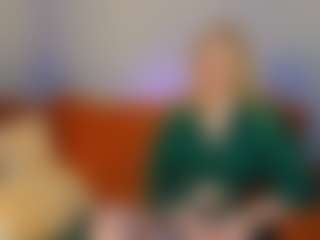 Live cam show with EsmeSnowKitty - New Bedroom on SpankPalCams