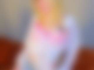 EsmeSnowKitty's Live Sex Cam Show