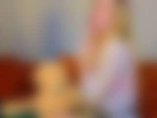 Live cam show with EsmeSnowKitty - Sexwebcam Mature on CamwithHer