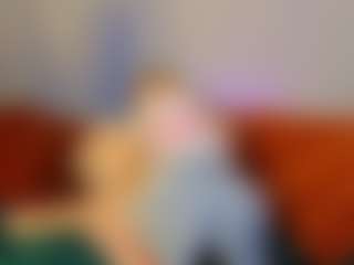 EsmeSnowKitty's Live Sex Cam Show