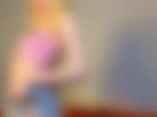 EsmeSnowKitty's Live Sex Cam Show