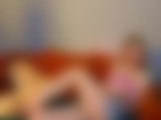 Live cam show with EsmeSnowKitty - Blonde Hair HD on dropp.cam