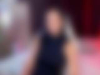 Live cam show with Eve-luxx - Athletic on live.xheat.ai