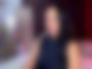 Live cam show with Eve-luxx - Athletic Big Ass on live.xheat.ai