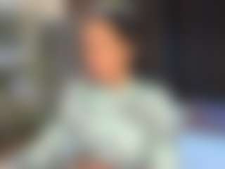 Live cam show with Eve-luxx - Control on Soda Cam